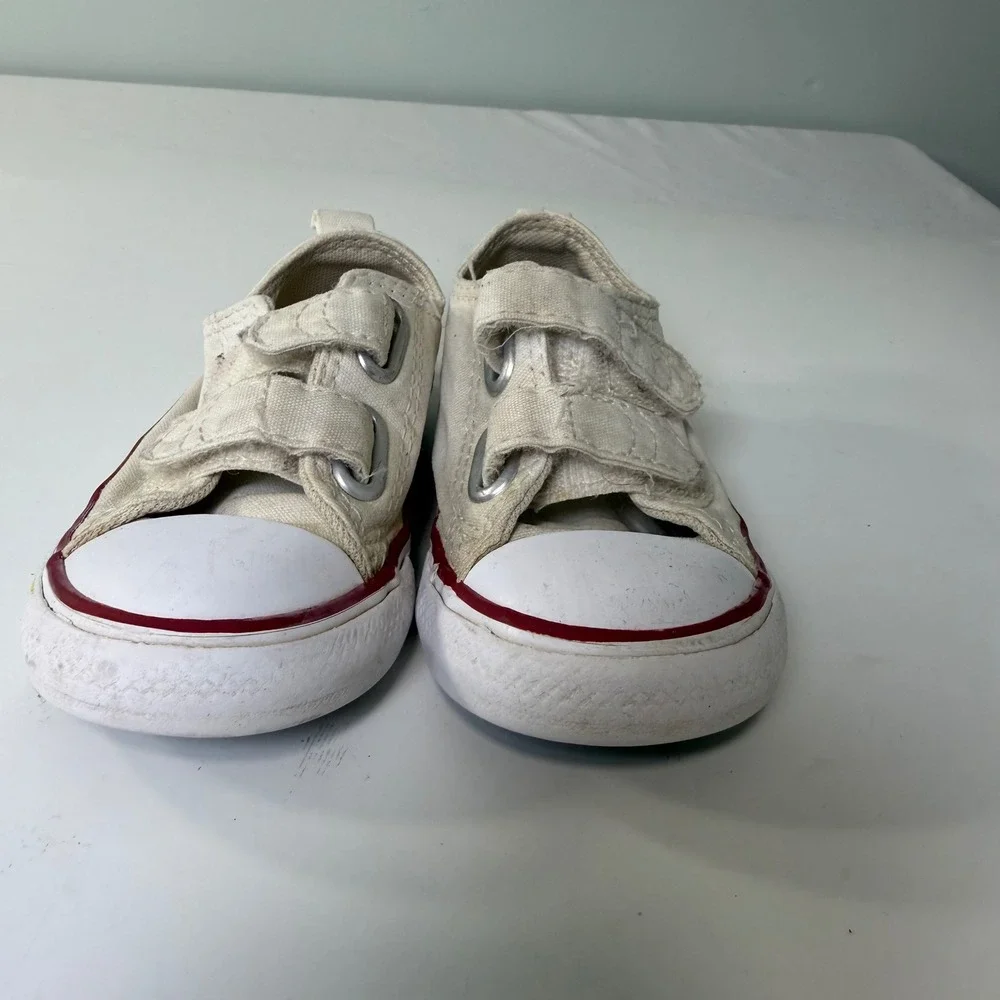 Converse Chuck Taylor All Star 2V Infant Size 6 Cream‎ Canvas Sneakers 769029F